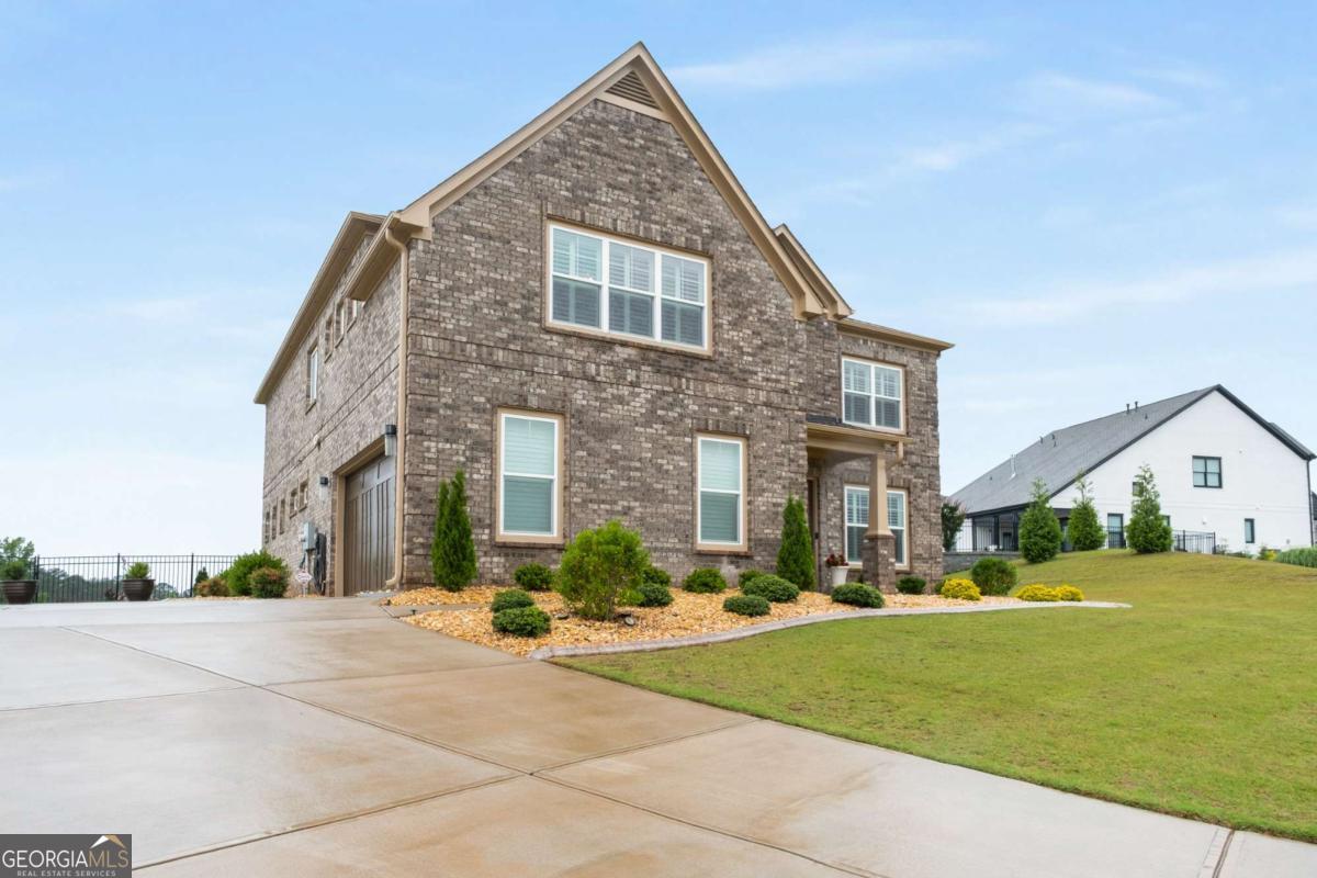 1604 Falcon CT