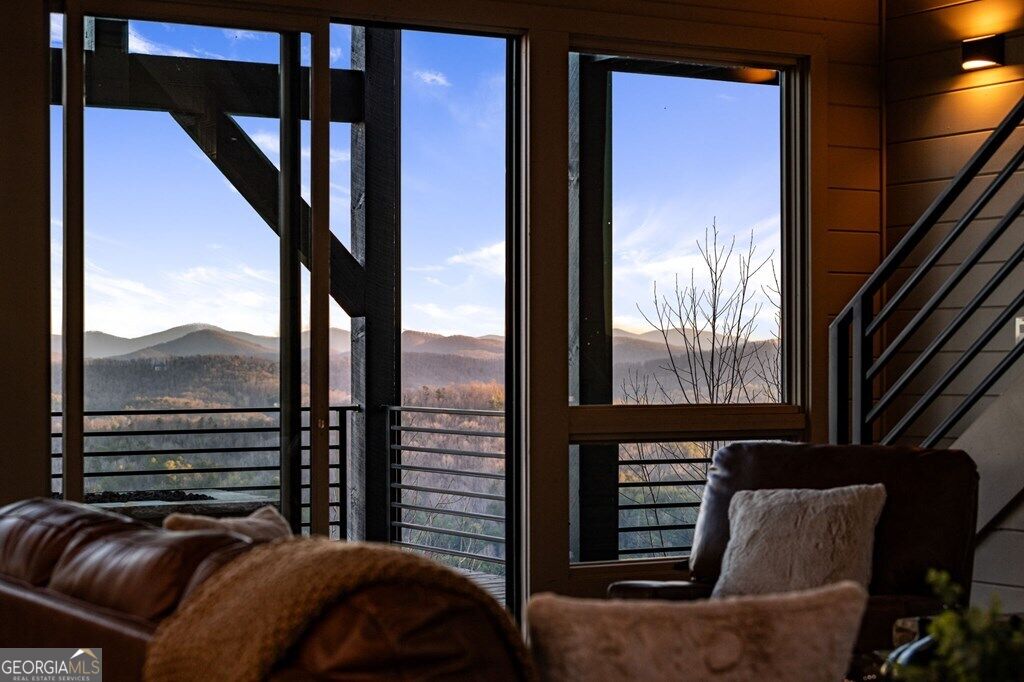 799 Bruce Mountain RD