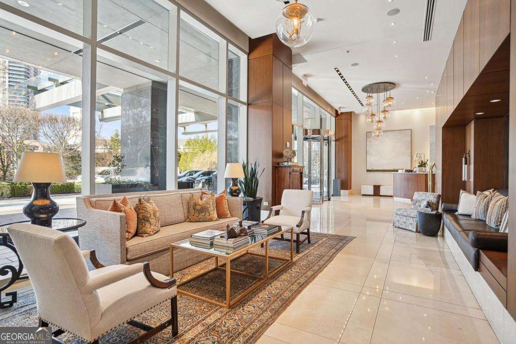 3630 Peachtree RD NE 2404