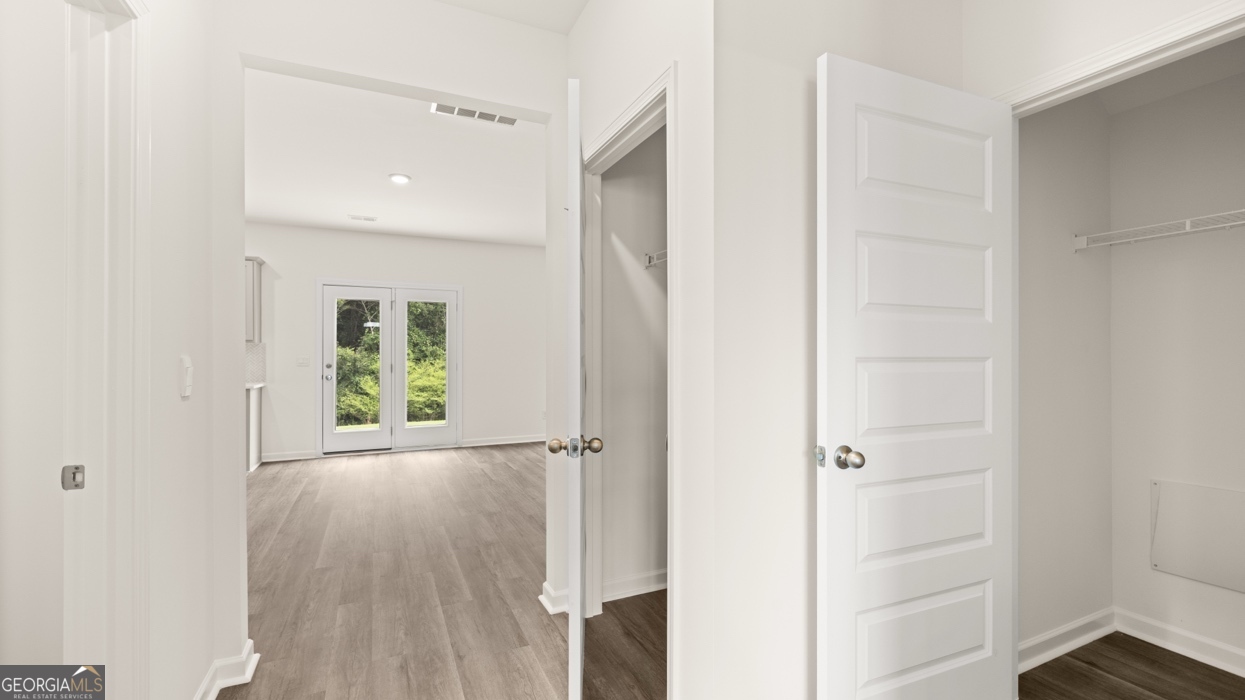 2251 Edgecombe LN