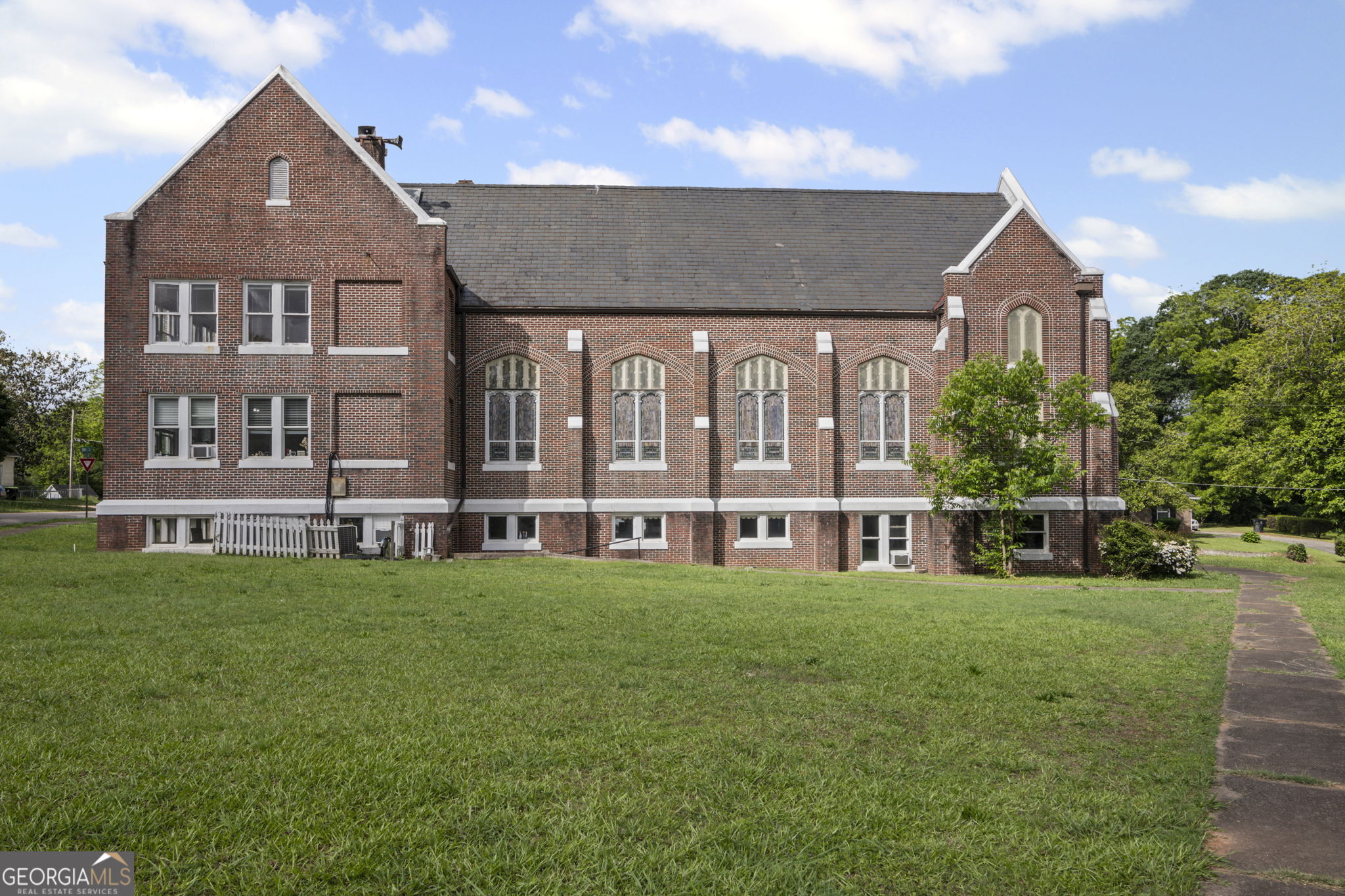 54 Church ST