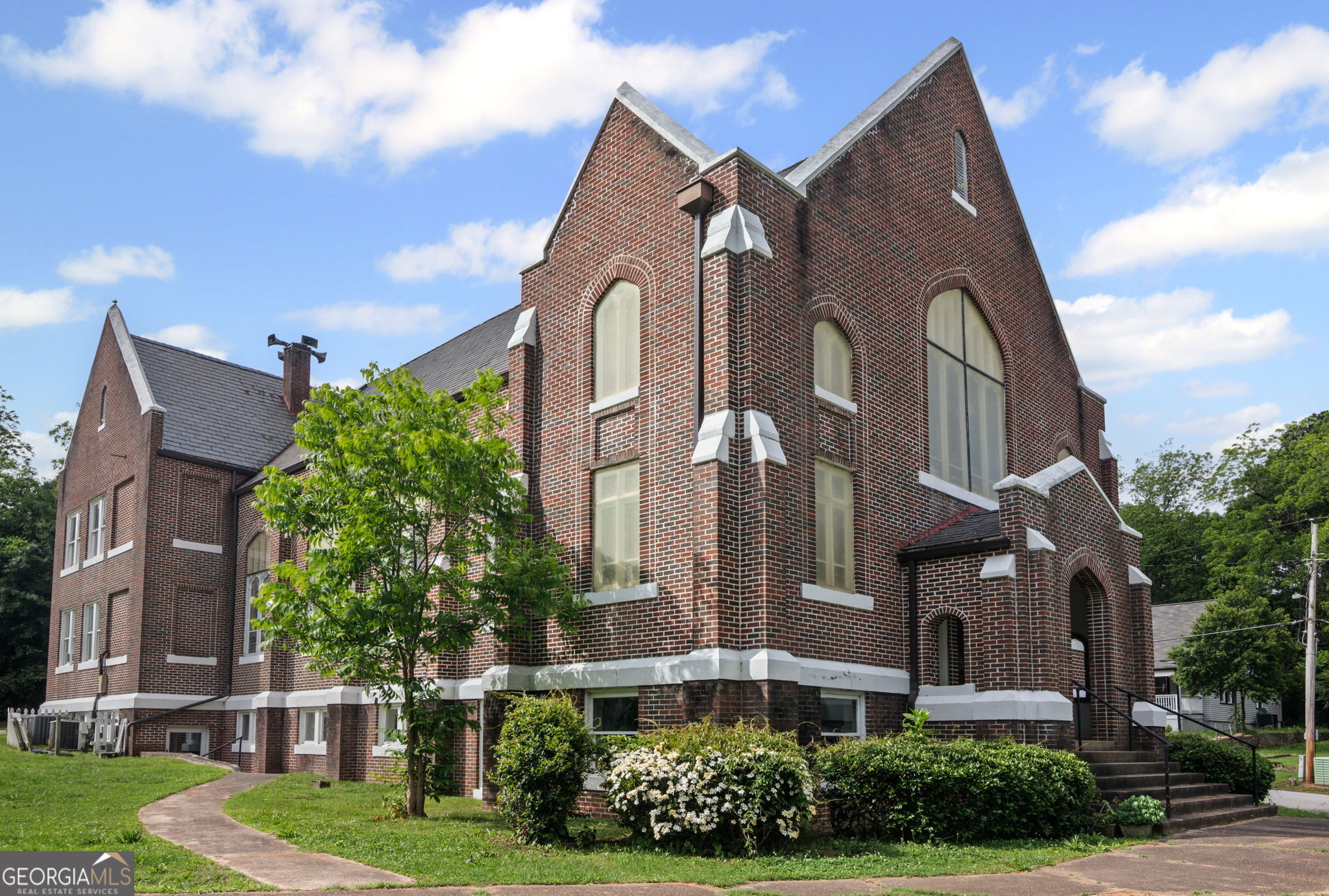 54 Church ST