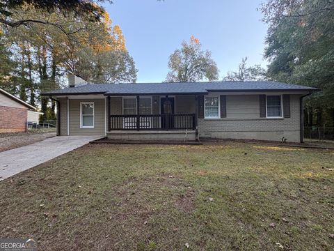 Photo of 657 Utoy Court, Joneboro, GA 30238 (MLS # 10636075)