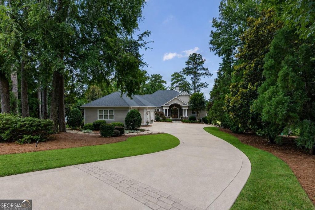 Photo of 2031 Hixons Bluff BLF, Greensboro, GA 30642 (MLS # 10793024)