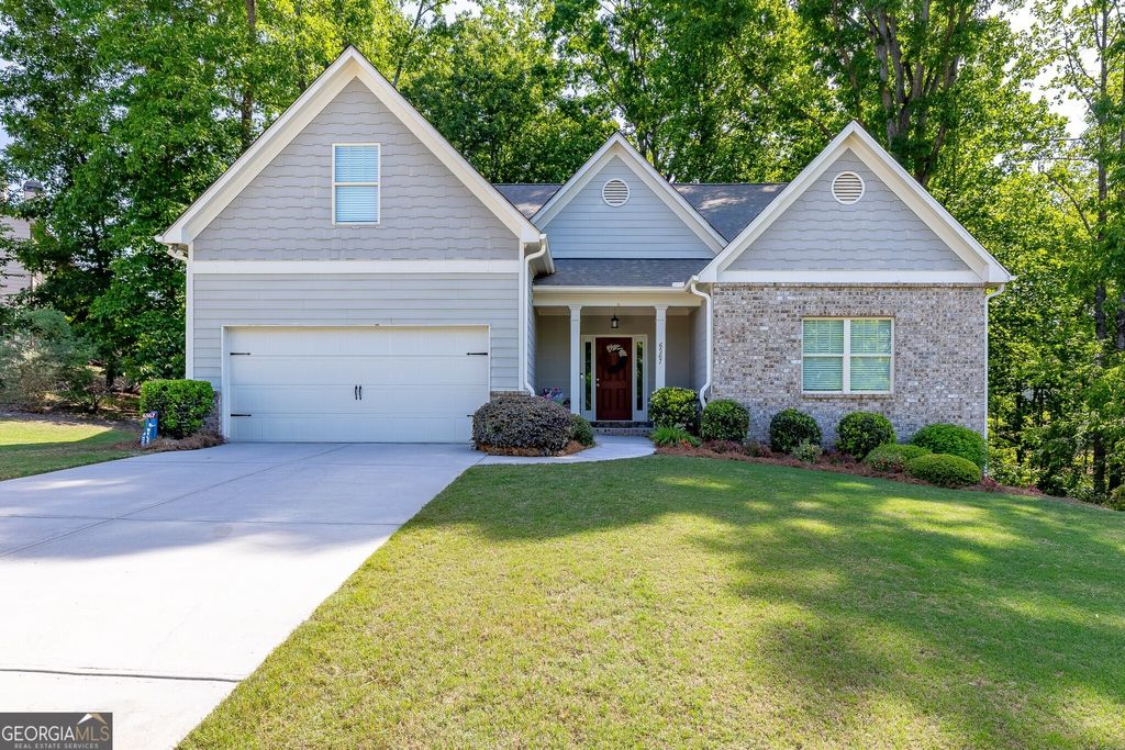 Photo of 6567 Teal Trail Drive, Flowery Branch, GA 30542 (MLS # 10758361)