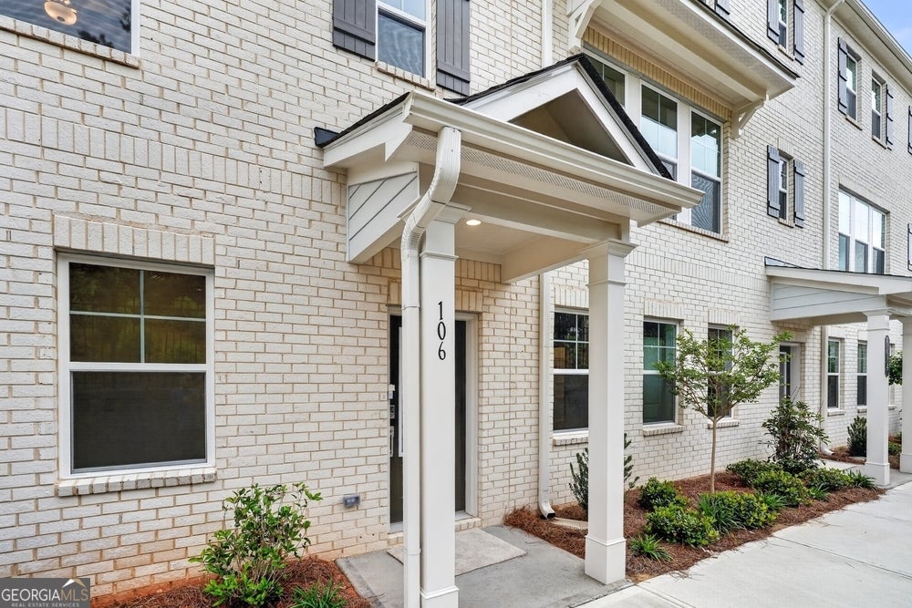 106 Epperly WAY