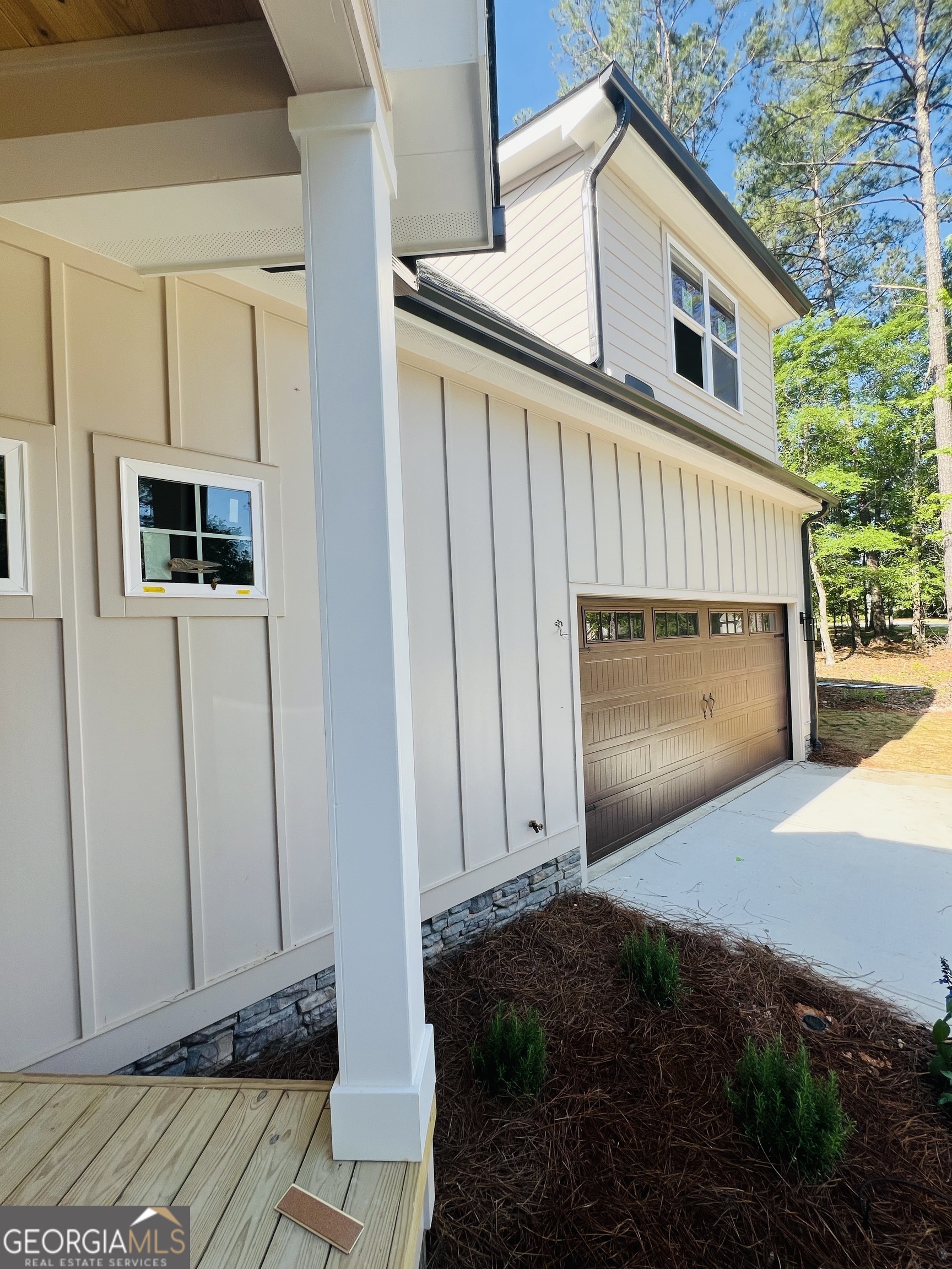 280 Greystone DR