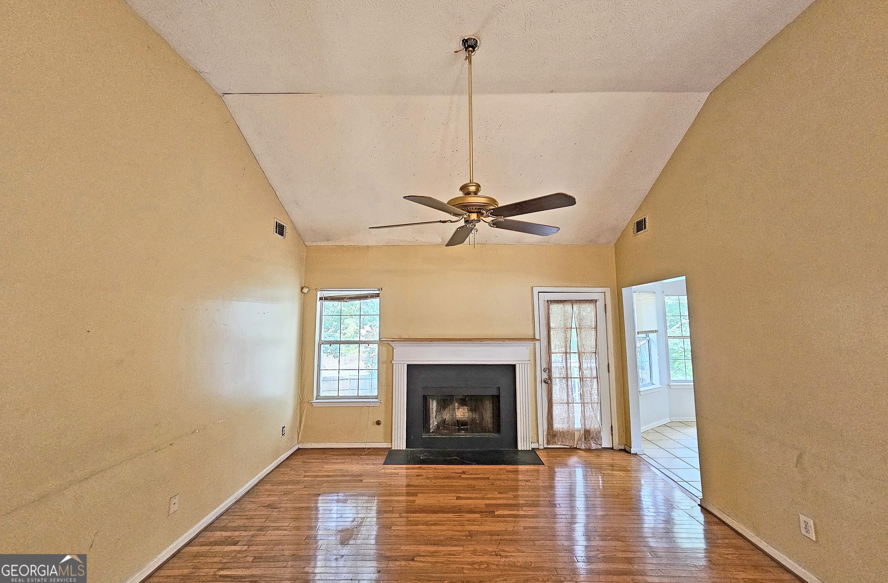 5440 Mayfair Crossing DR