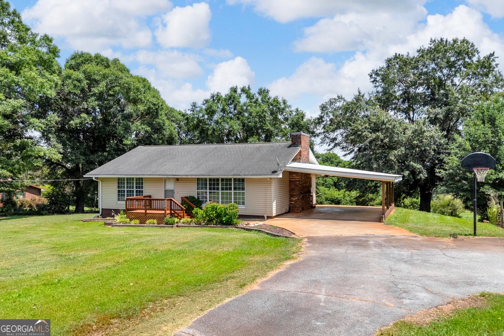 Photo of 6091 Stone Bridge Road, Carnesville, GA 30521 (MLS # 10804826)