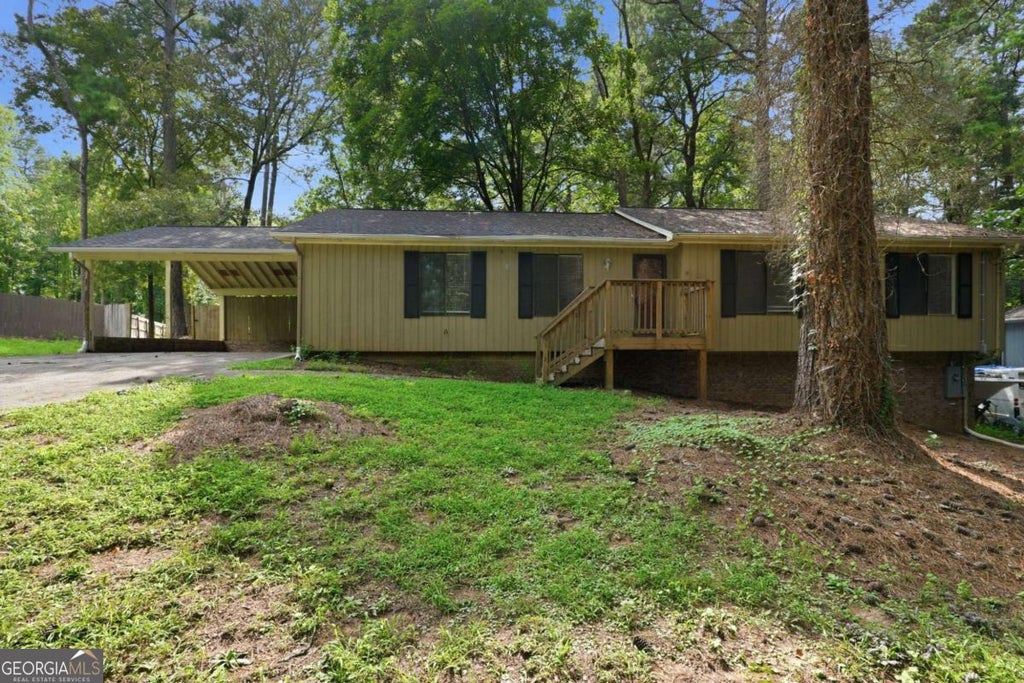 Photo of 473 Raven Springs Trail, Stone Mountain, GA 30087 (MLS # 10820877)