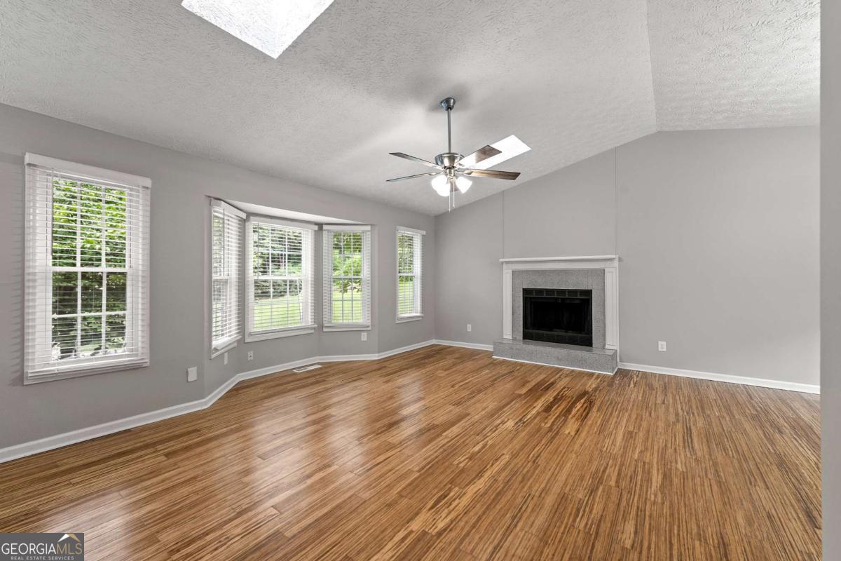4865 Chapelle CT