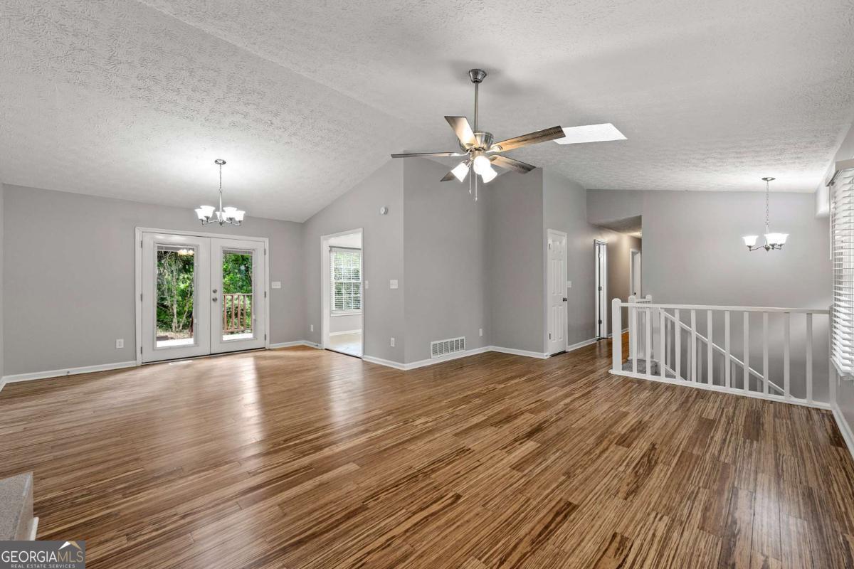 4865 Chapelle CT
