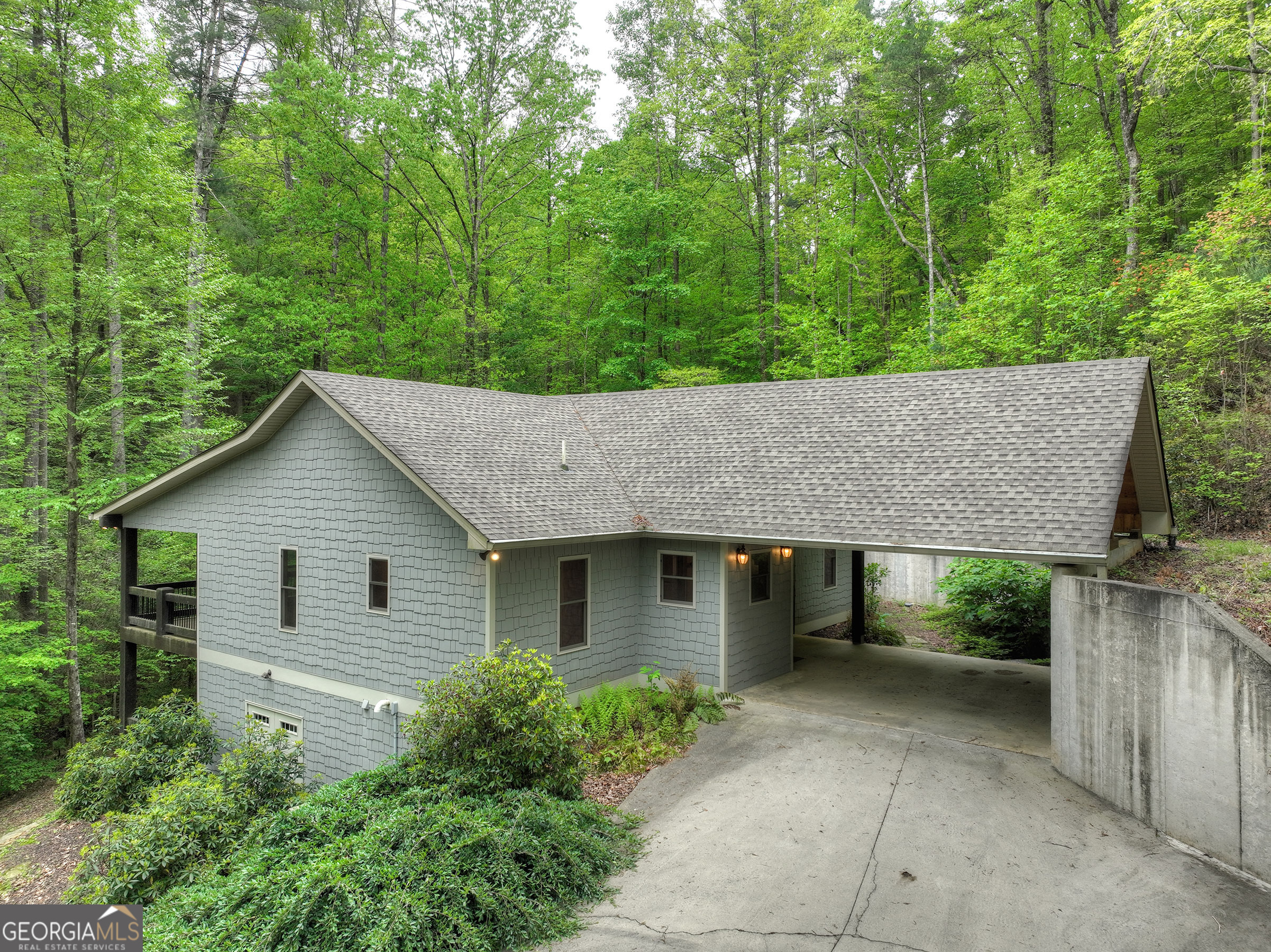658 Dover Falls TRL