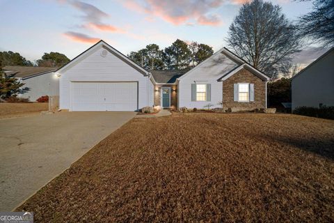 Photo of 2915 Evergreen Eve Crossing, Dacula, GA 30019 (MLS # 10676562)