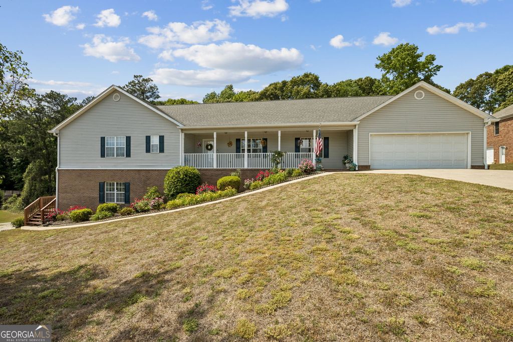 Photo of 4022 Lyman Way, Gainesville, GA 30507 (MLS # 10760131)