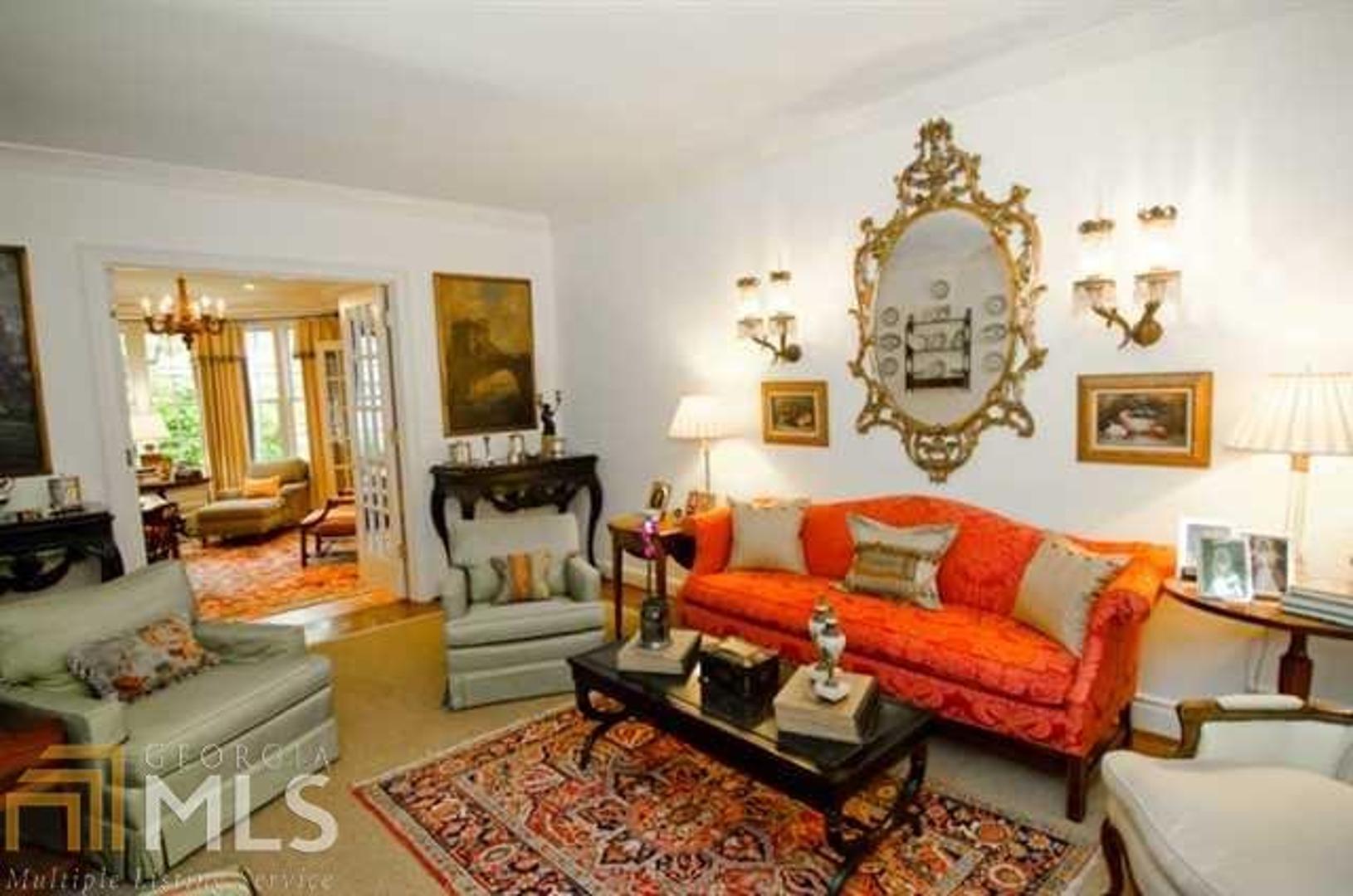 Haynes Manor - Residential