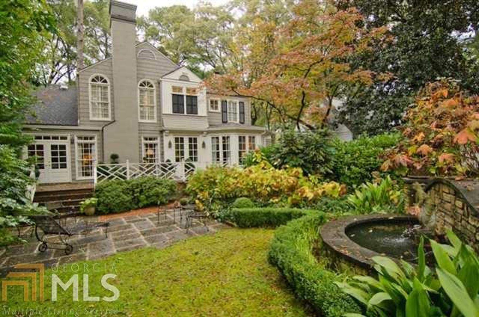 Haynes Manor - Residential
