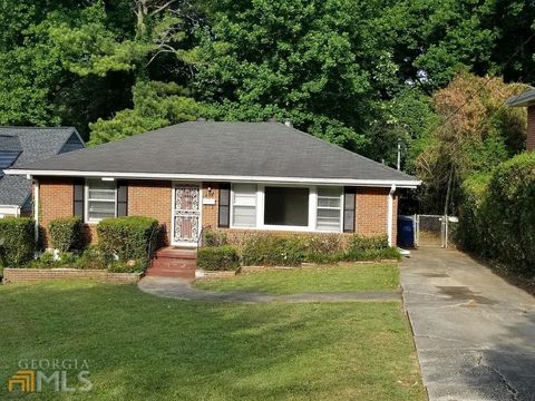 Photo of 817 Gertrude Street NW, Atlanta, GA 30318 (MLS # 10640550)
