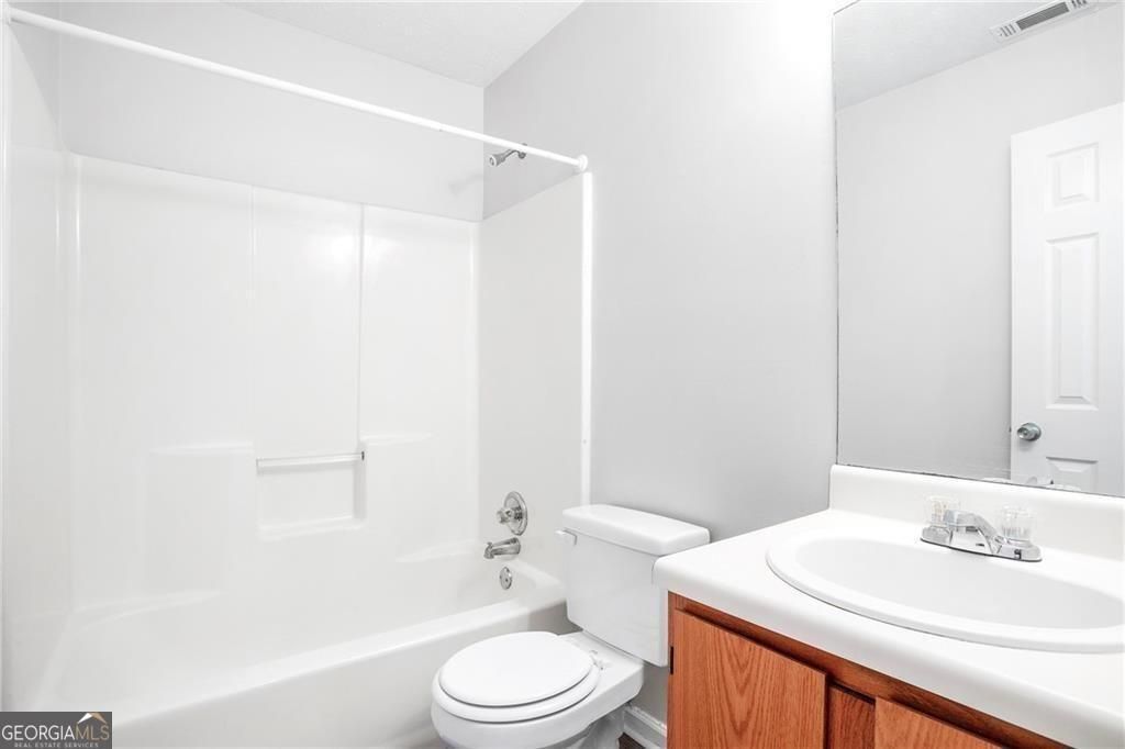 Photo of 9211 Fairway Court, Riverdale, GA 30274 (MLS # 10691880)