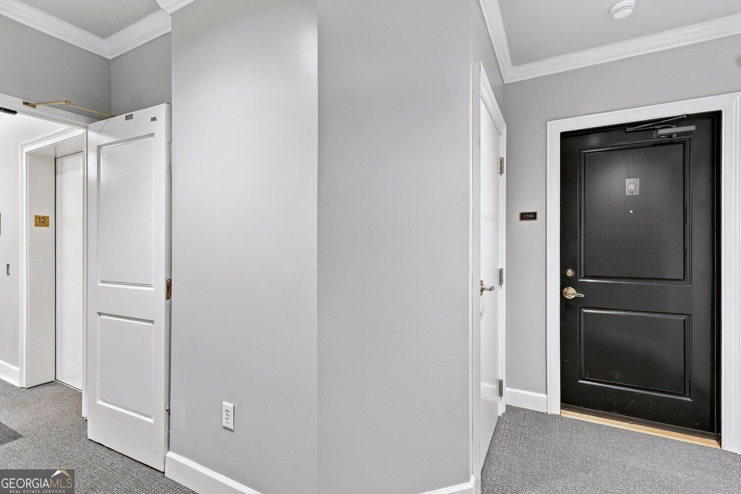 2828 Peachtree RD NW 1204