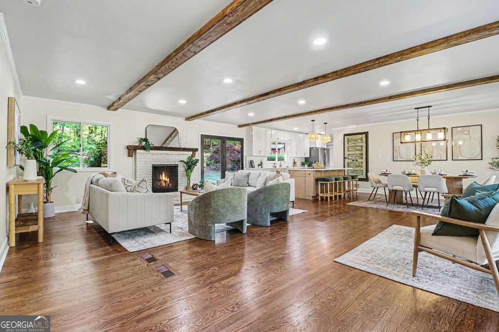 Photo of 990 Melody Lane, Roswell, GA 30075 (MLS # 10728633)