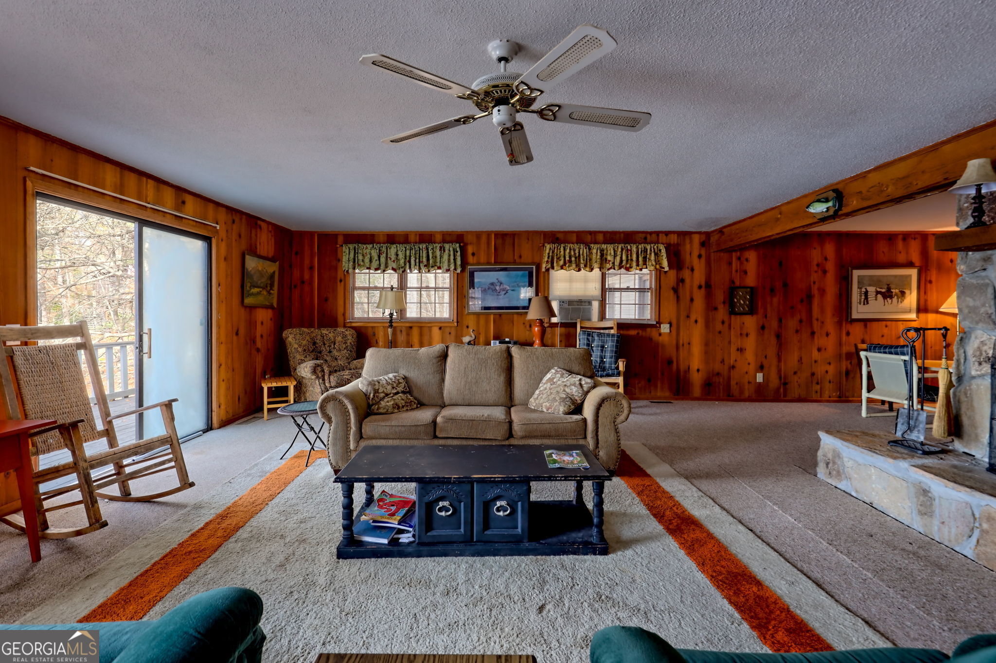 Tiger, Georgia 30576, United States, 4 Bedrooms Bedrooms, ,2 BathroomsBathrooms,Residential,Active,8137