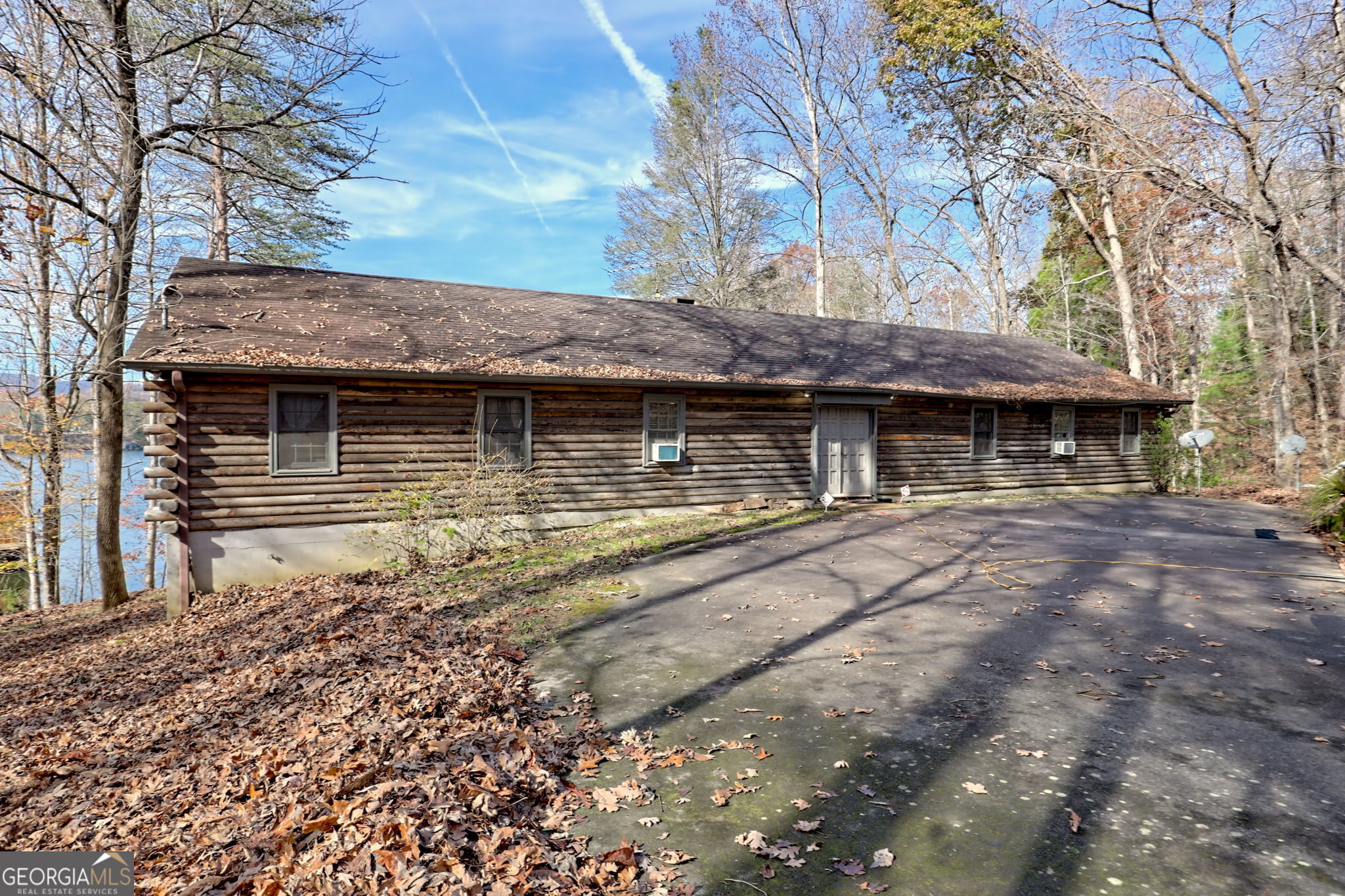 Tiger, Georgia 30576, United States, 4 Bedrooms Bedrooms, ,2 BathroomsBathrooms,Residential,Active,8137