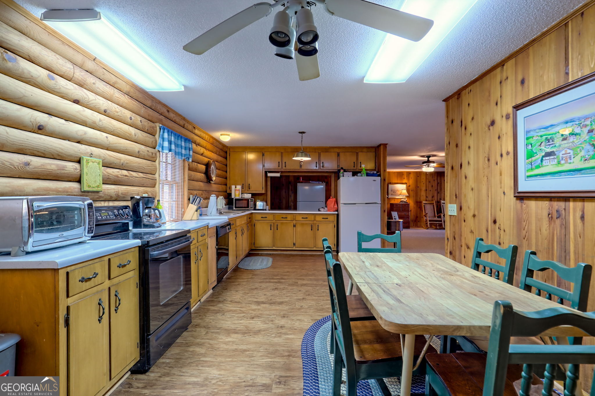 Tiger, Georgia 30576, United States, 4 Bedrooms Bedrooms, ,2 BathroomsBathrooms,Residential,Active,8137