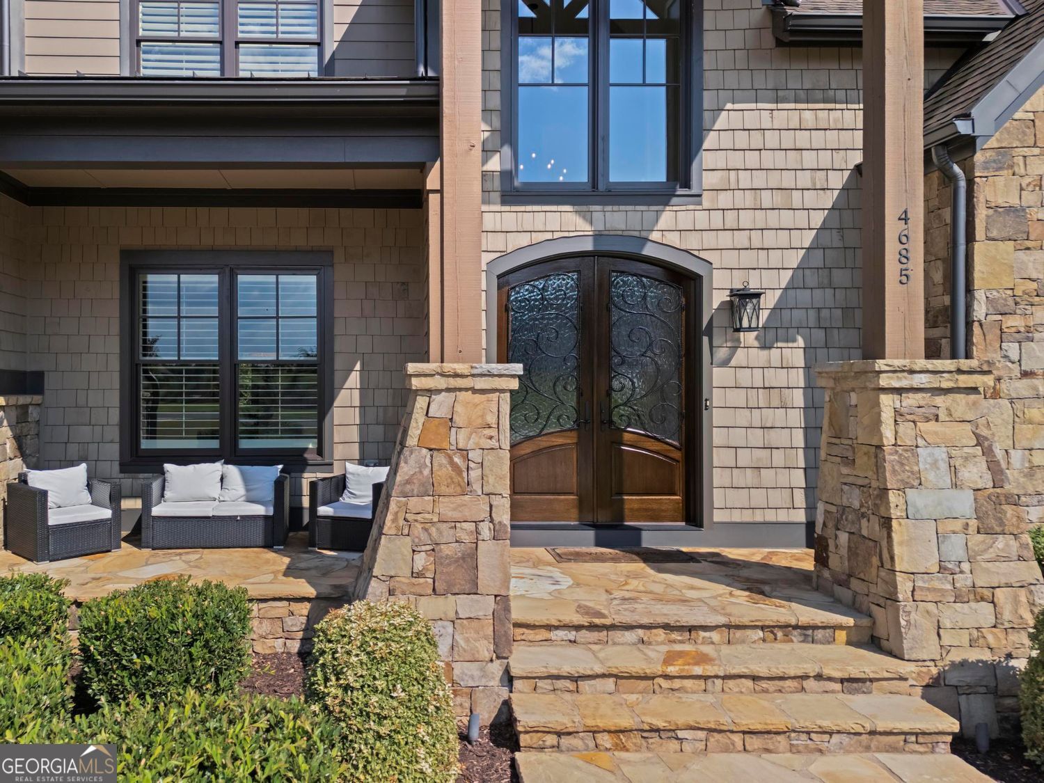 4685 Palmetto LN