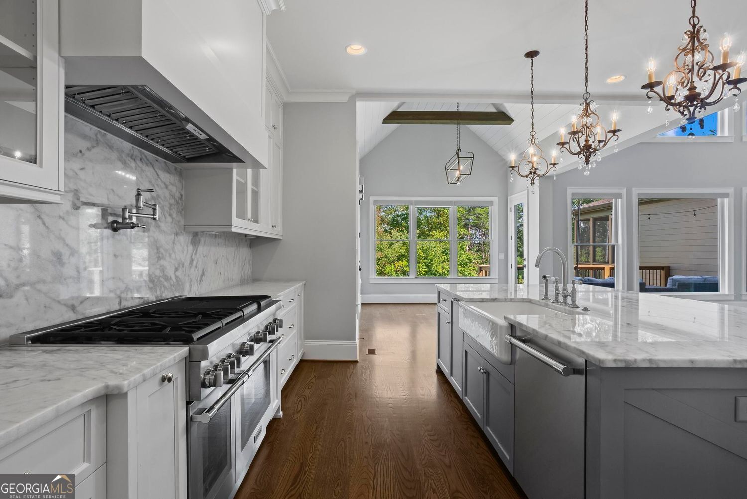 Cumming, Georgia 30041, United States, 5 Bedrooms Bedrooms, ,6 BathroomsBathrooms,Residential,Active,210702