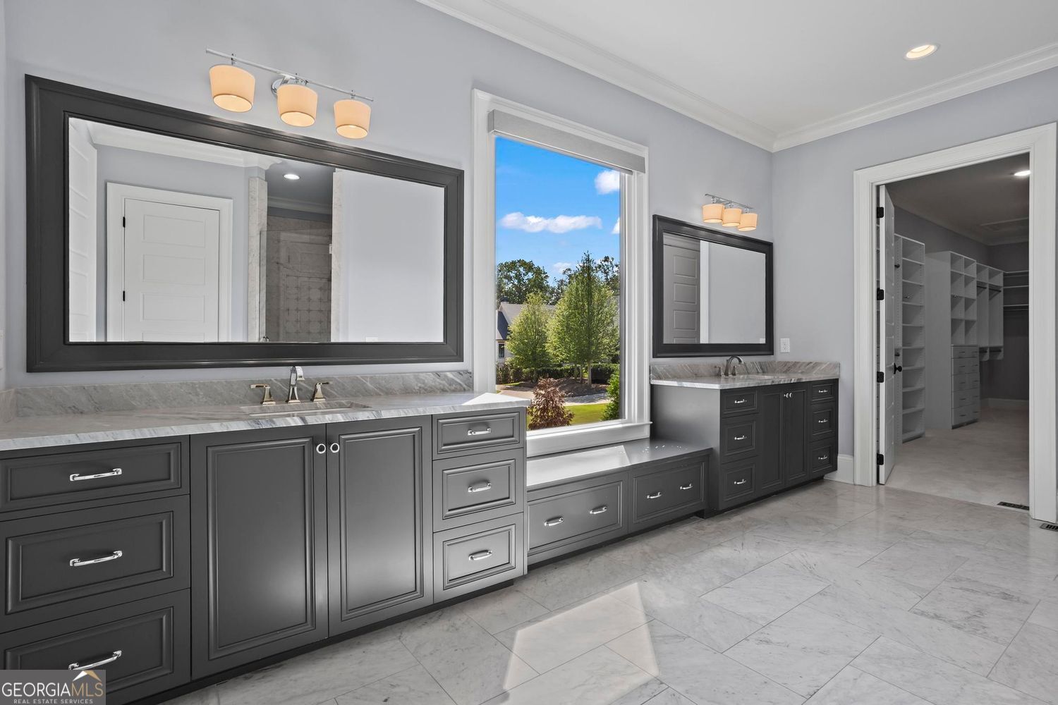 Cumming, Georgia 30041, United States, 5 Bedrooms Bedrooms, ,6 BathroomsBathrooms,Residential,Active,210702