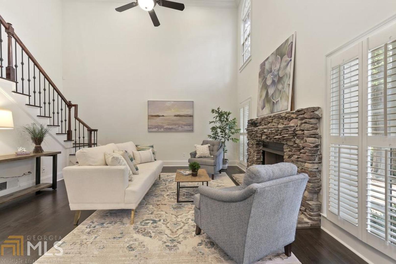 Woodland Hills - Residential