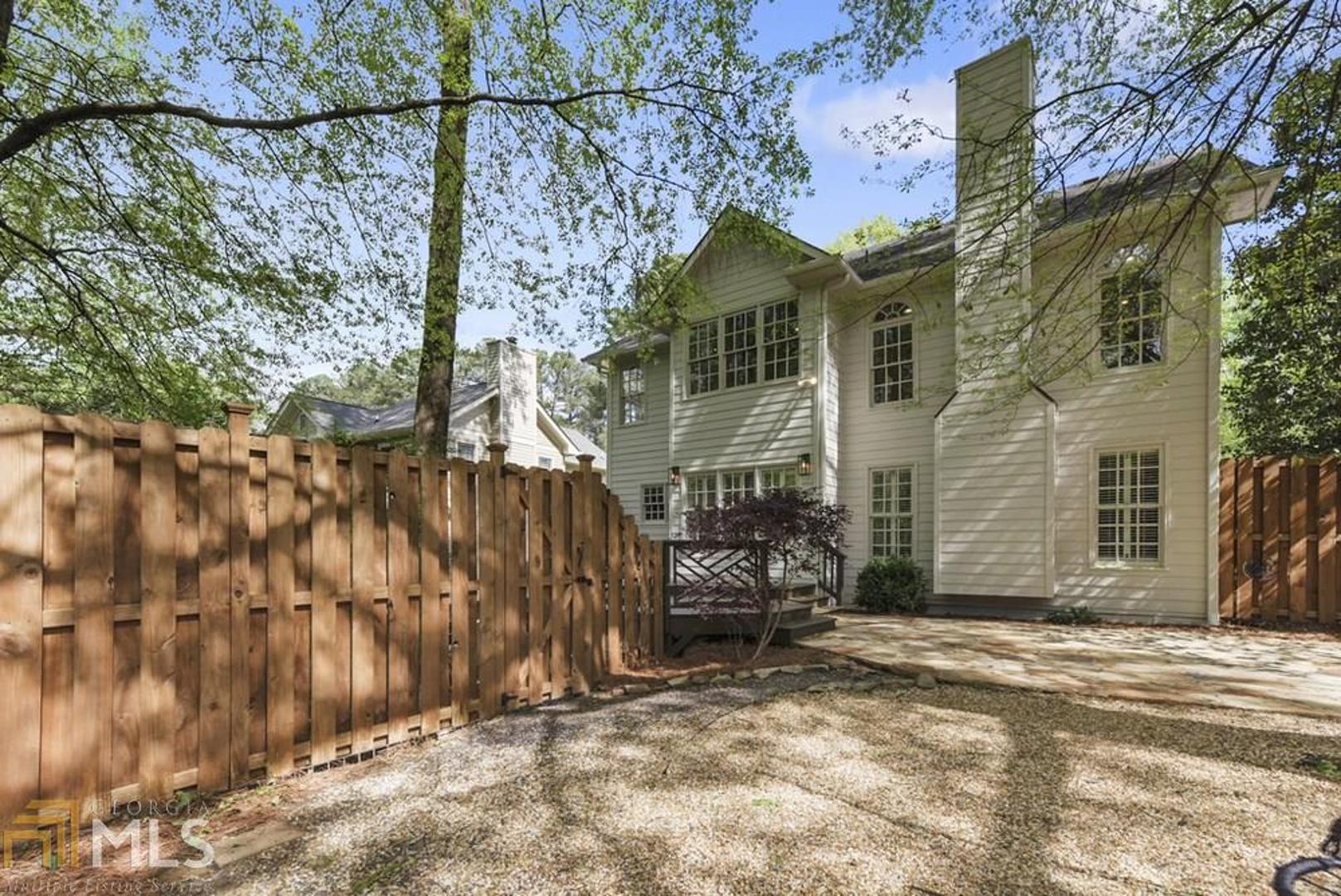 Woodland Hills - Residential