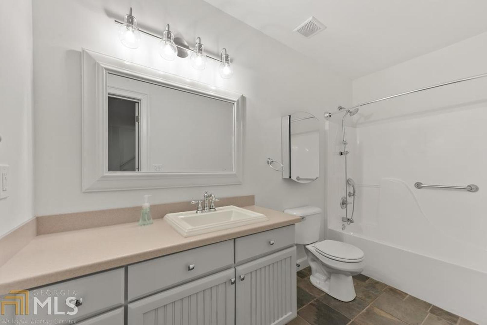 Woodland Hills - Residential