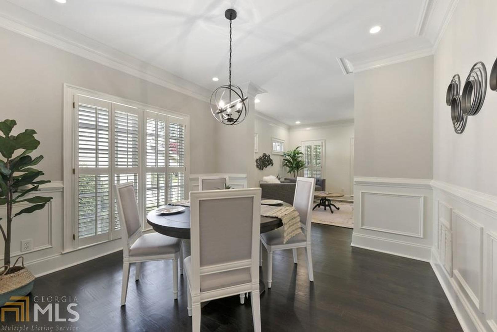 Woodland Hills - Residential