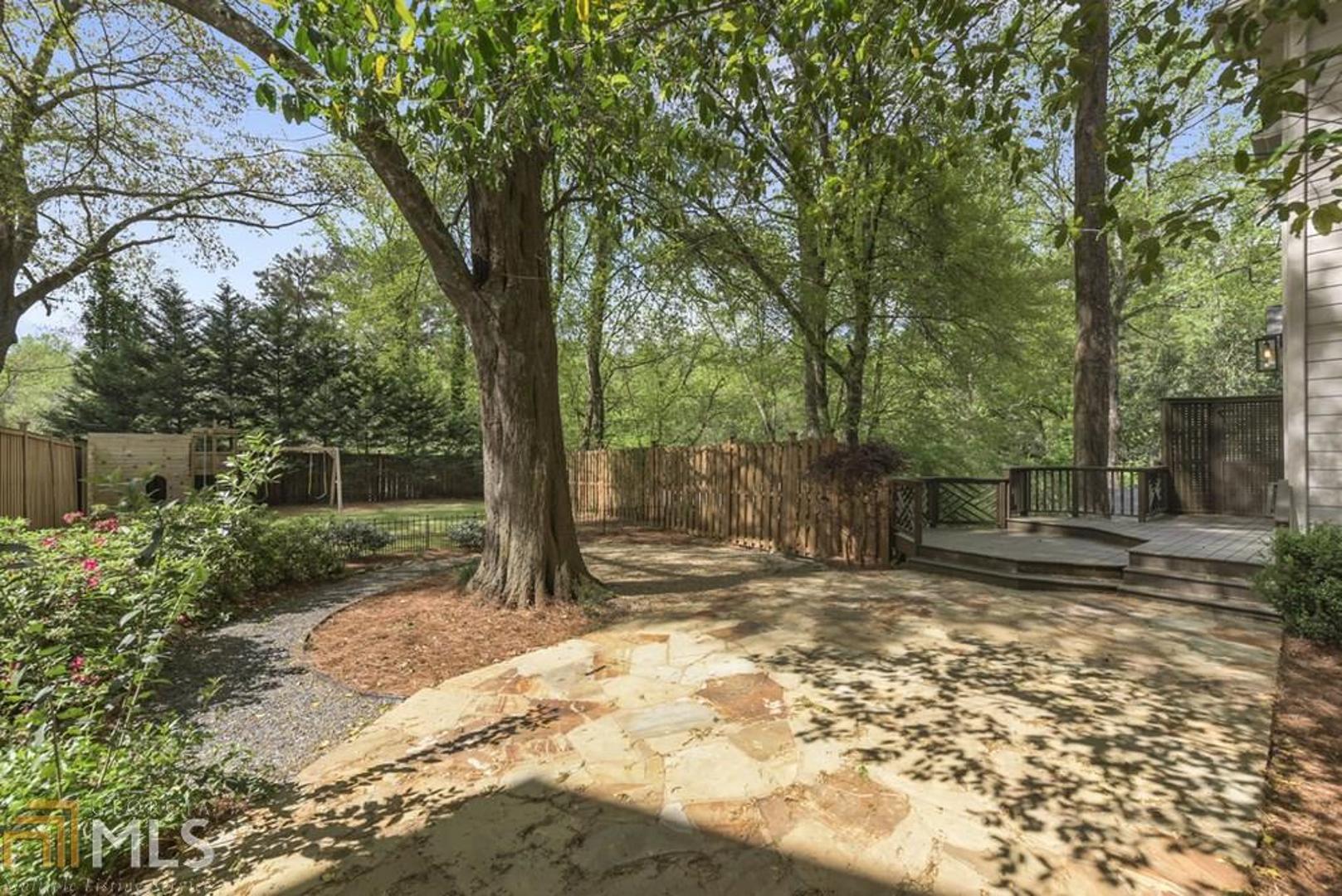 Woodland Hills - Residential