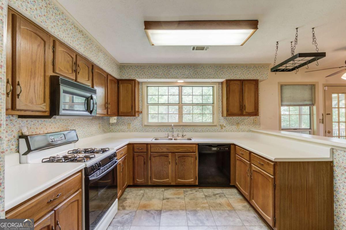 351 Indus LN