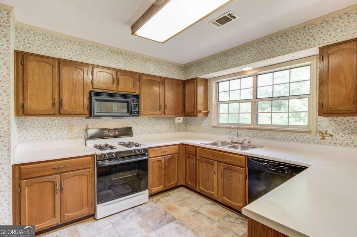 351 Indus LN