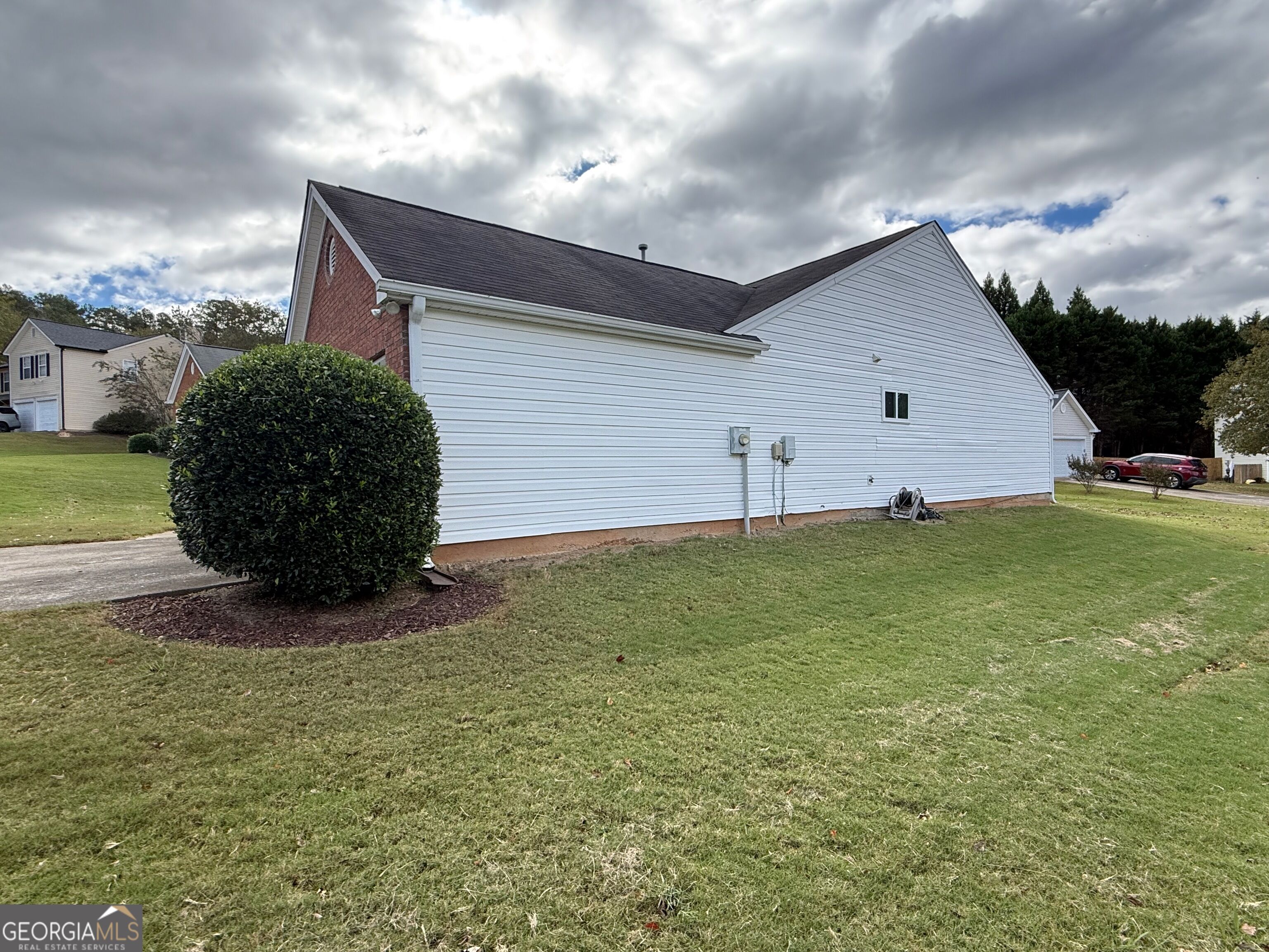 1011 River Plantation DR