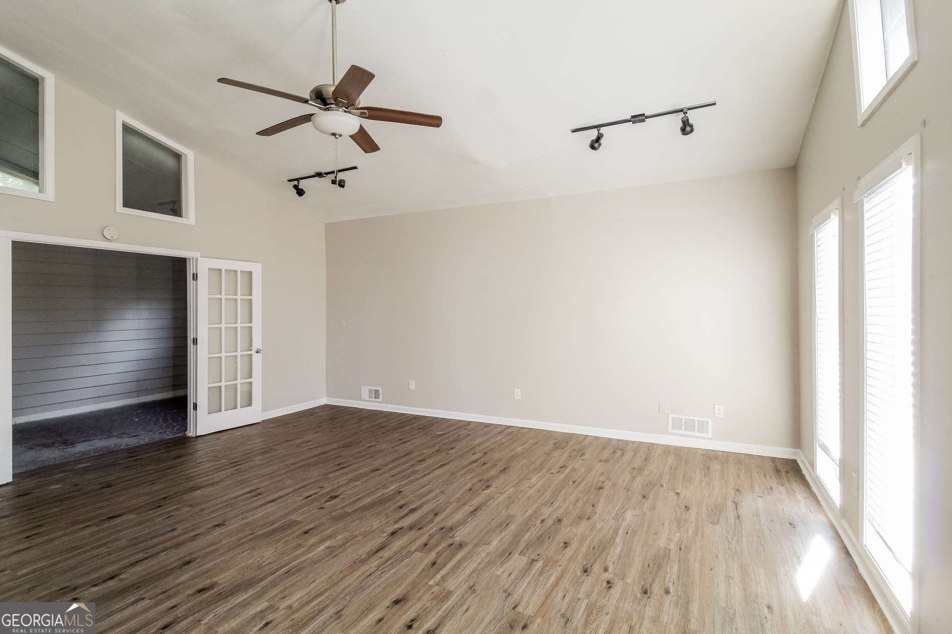 6290 Shallowford WAY