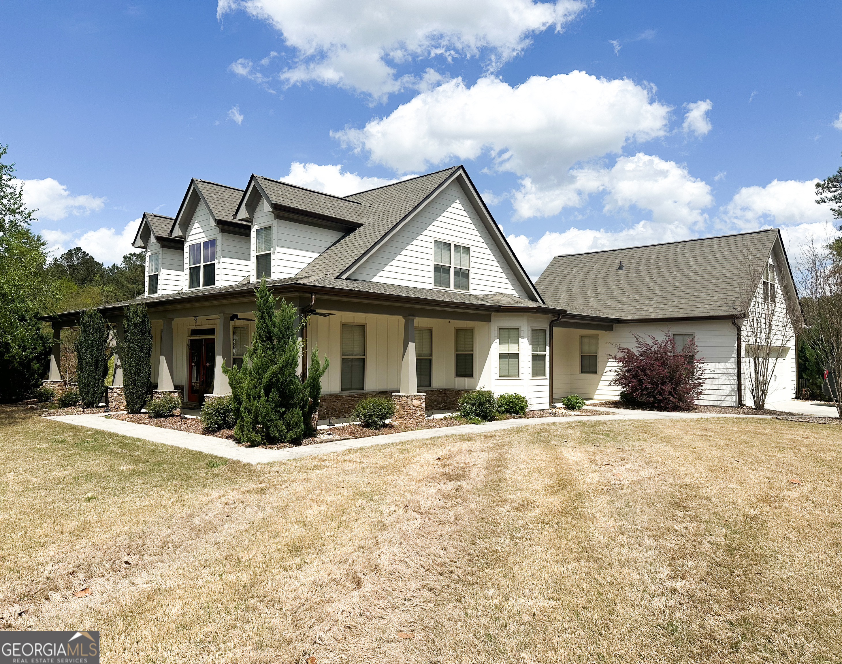 325 Brook Hollow LN