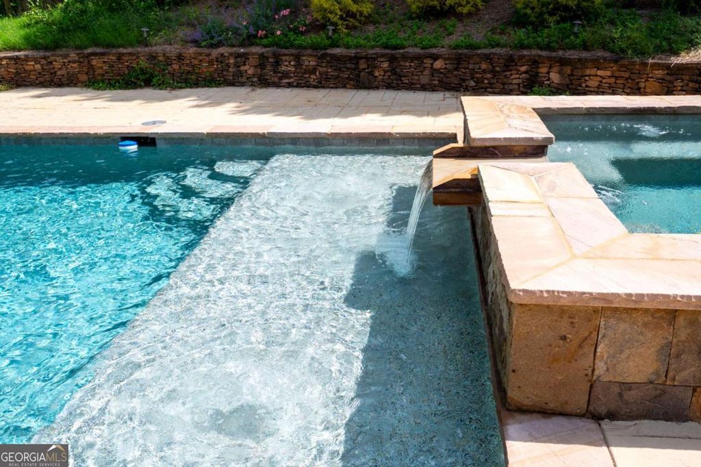 Photo of 355 Clark Creek Pass, Acworth, GA 30102 (MLS # 10640306)