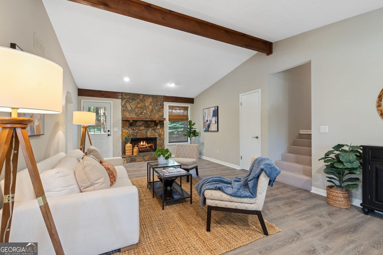 163 Castleair CT