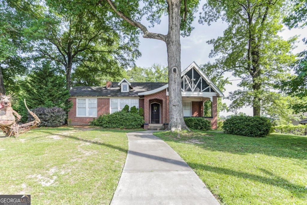 2360 Bolton RD NW