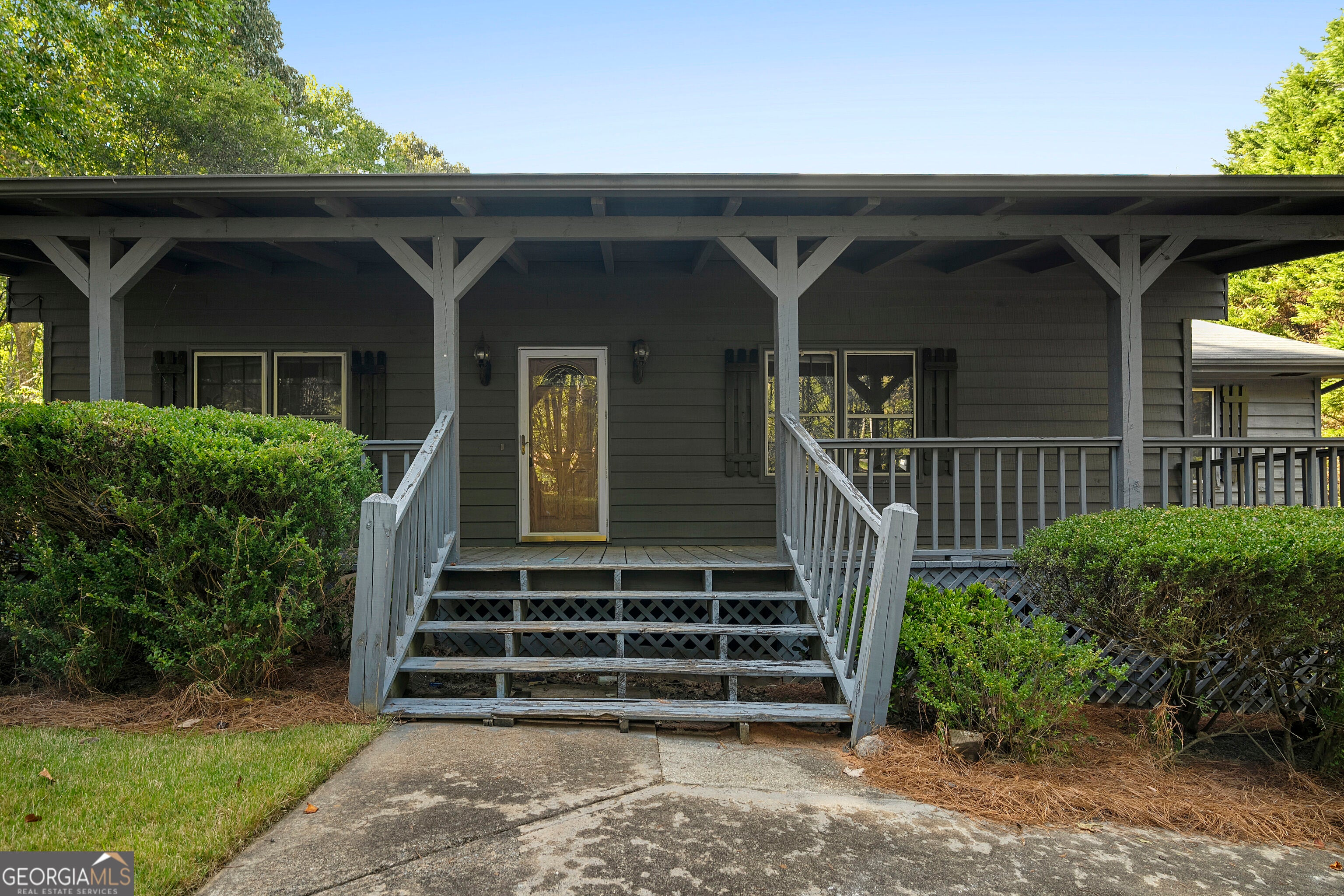 229 Holly Creek WAY