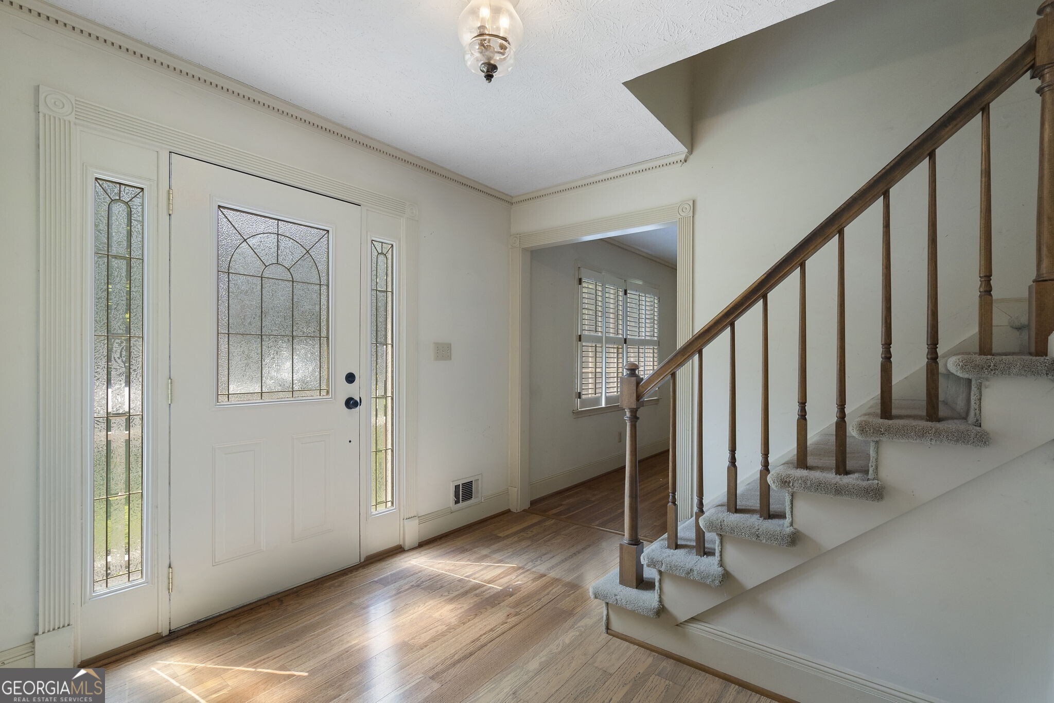 1348 Cambridge CT