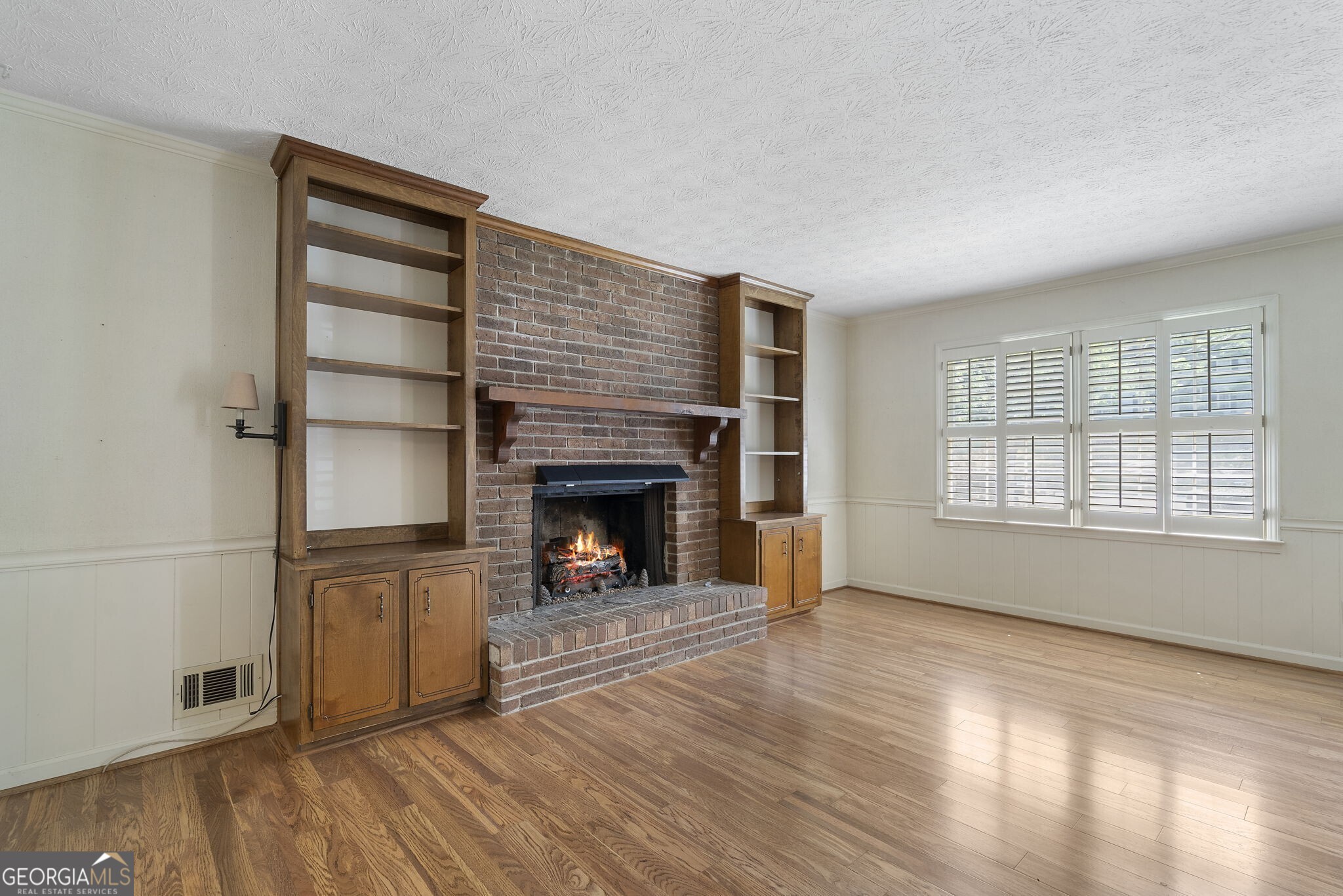 1348 Cambridge CT