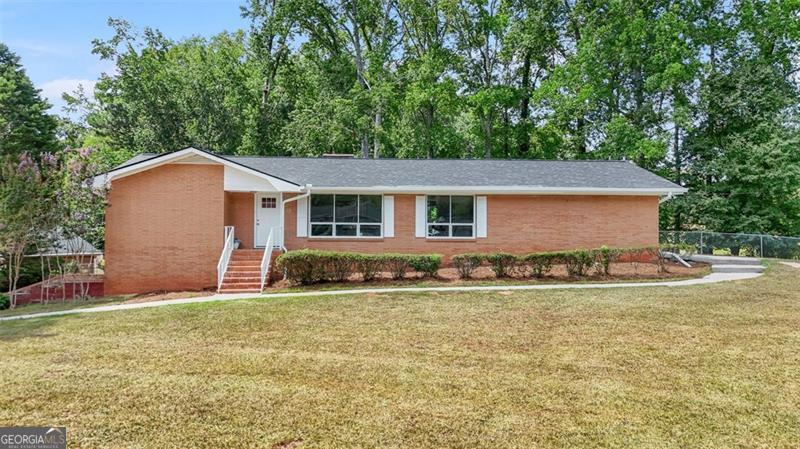 324 PLANTATION CIR