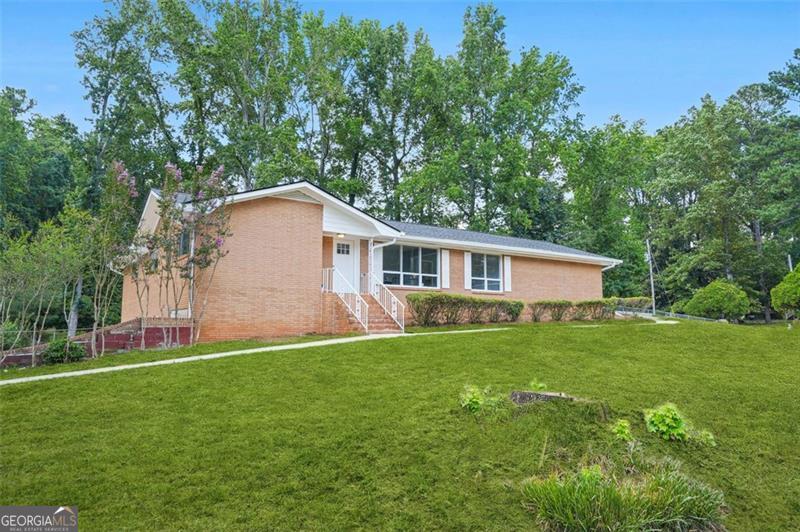 324 PLANTATION CIR