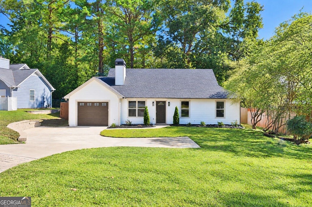 Photo of 144 Long Leaf, Peachtree City, GA 30269 (MLS # 10876796)